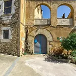 Mas La Ginesta Kır Evi *