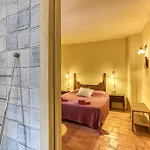 Mas La Ginesta Kır Evi Borrassá